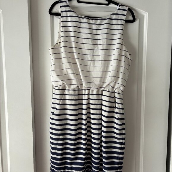 Women's Knee Length Blue and White Striped Dress - Picture 1 of 4
